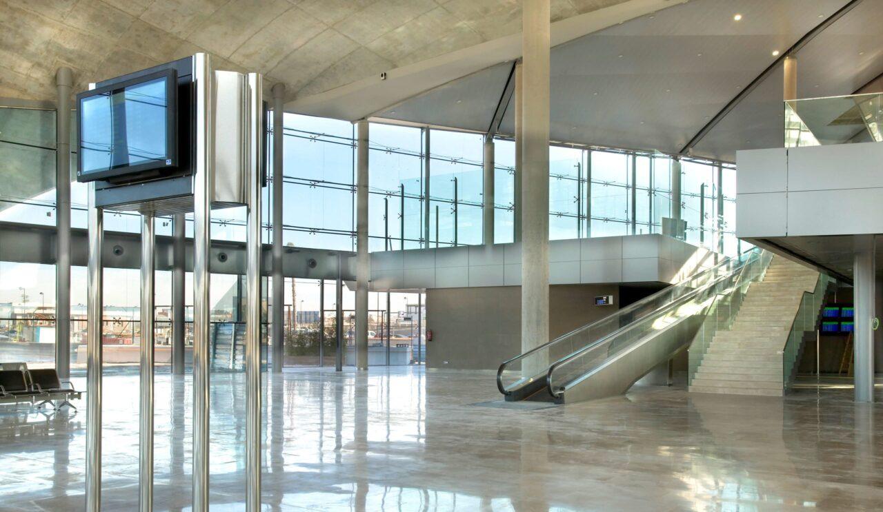 FAIN mobile ramps , Valencia airport